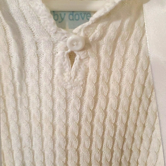 Baby Dove 3-6 Month White Sweater Hood Poncho - Picture 3 of 3